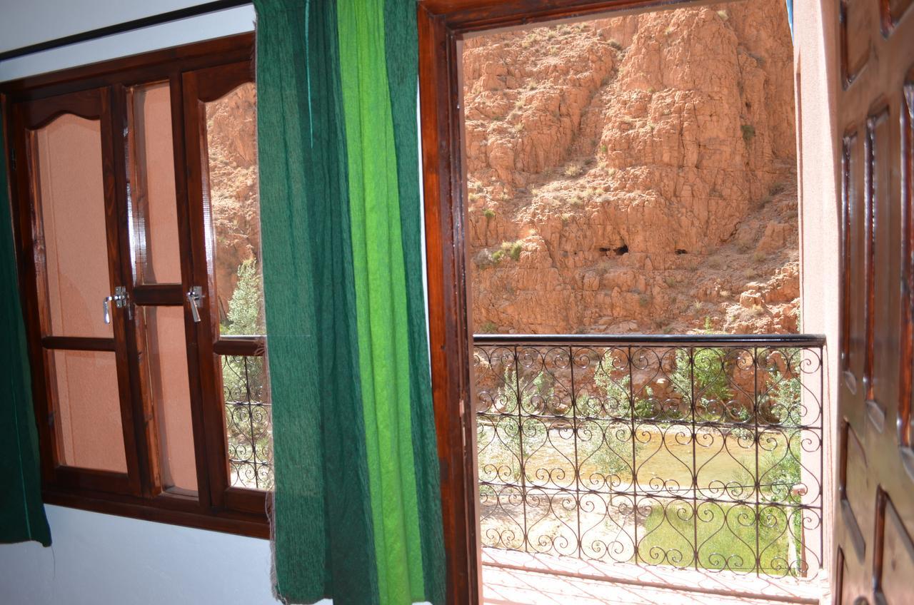 Hotel Restaurant La Gazelle De Dades Akhendachou n'Ait Ouffi Exterior photo